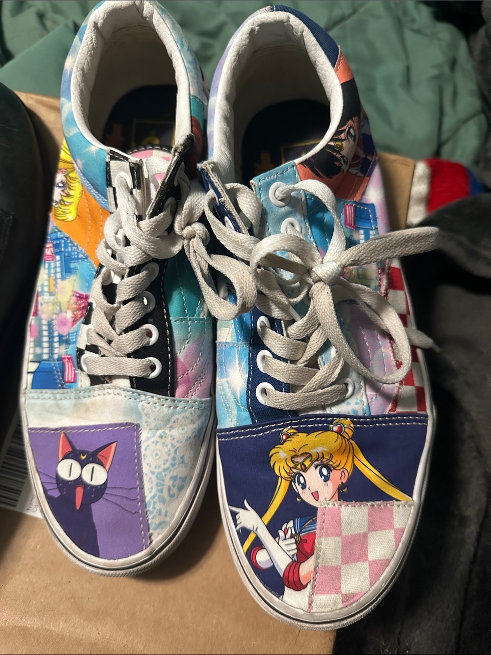 Sailor Moon Graphic Lace-Up Sneakers - Multicolor